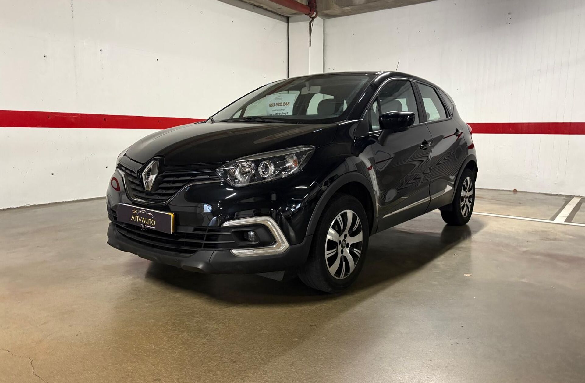 RENAULT Captur 0.9 TCe Exclusive