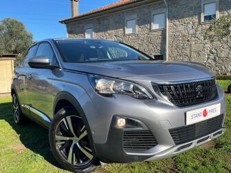 PEUGEOT 3008 1.2 PureTech Allure J18