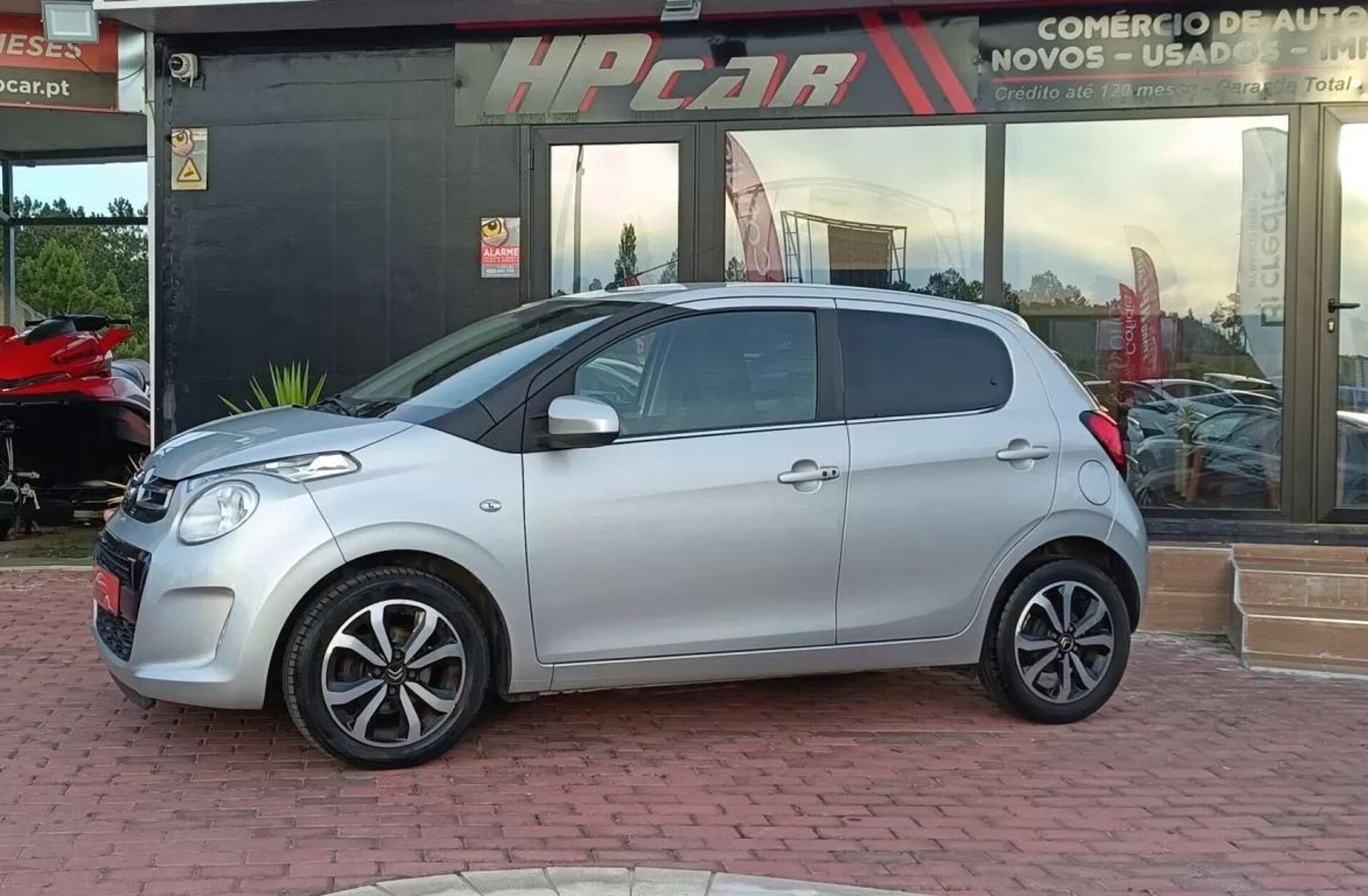 CITROEN C1 1.2 VTi Shine