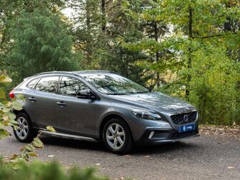 VOLVO V40 1.6 D2 Momentum