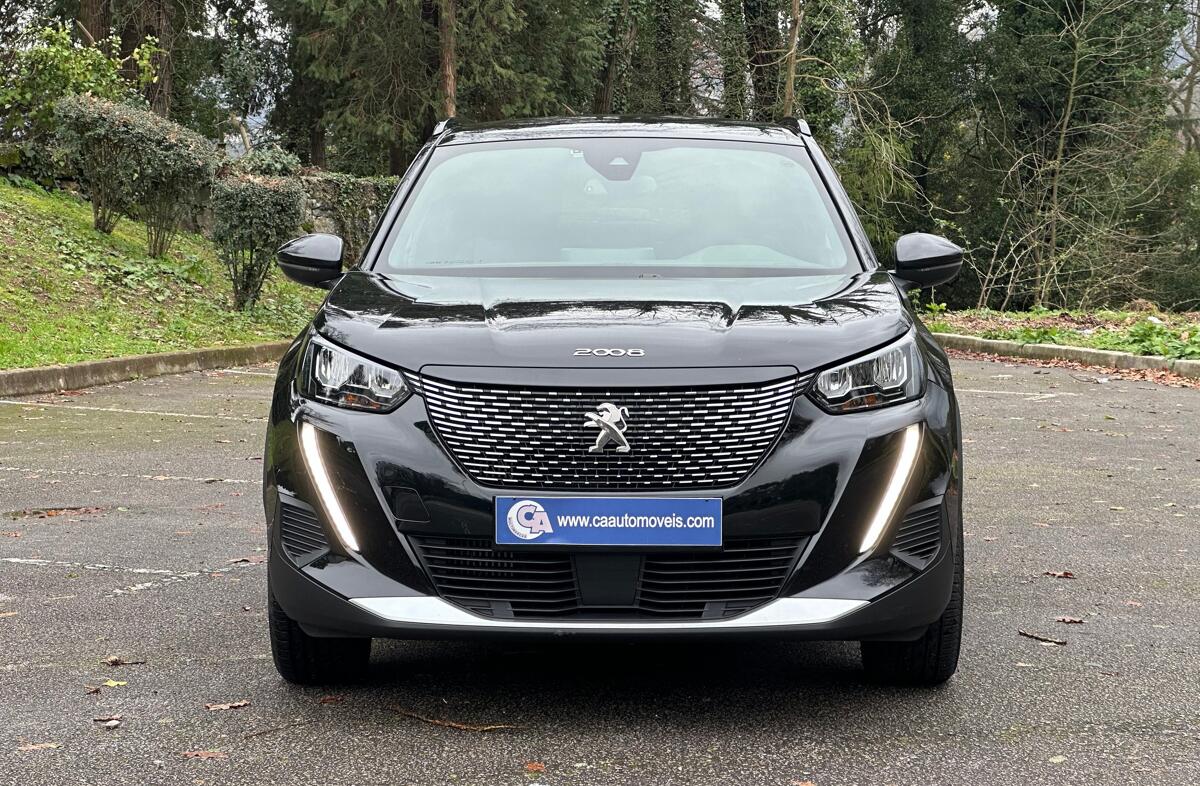 PEUGEOT 2008 1.2 PureTech Allure Pack EAT8