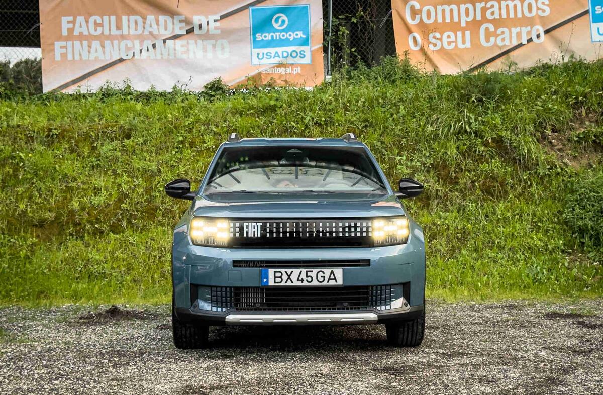 FIAT Grande Panda 1.2 Hybrid Icon eDCT