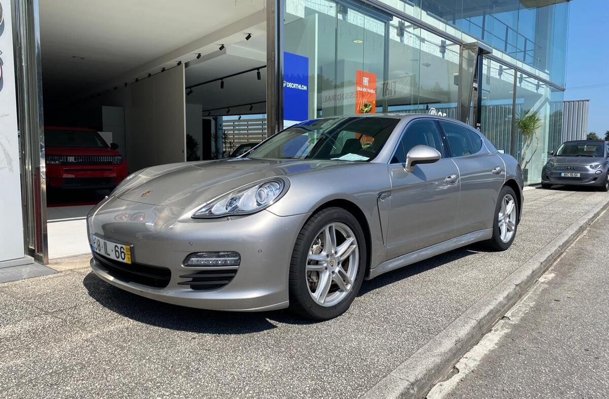 PORSCHE Panamera S PDK