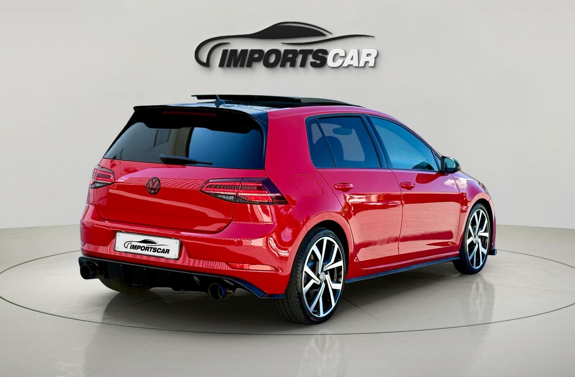 VOLKSWAGEN Golf 2.0 TSi GTi DSG Performance