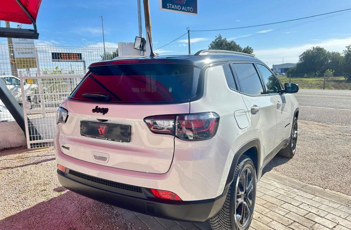 JEEP Compass 1.3 TG 4Xe Upland