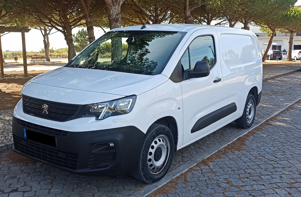 PEUGEOT Partner 1.5 BlueHDi Pro Longa