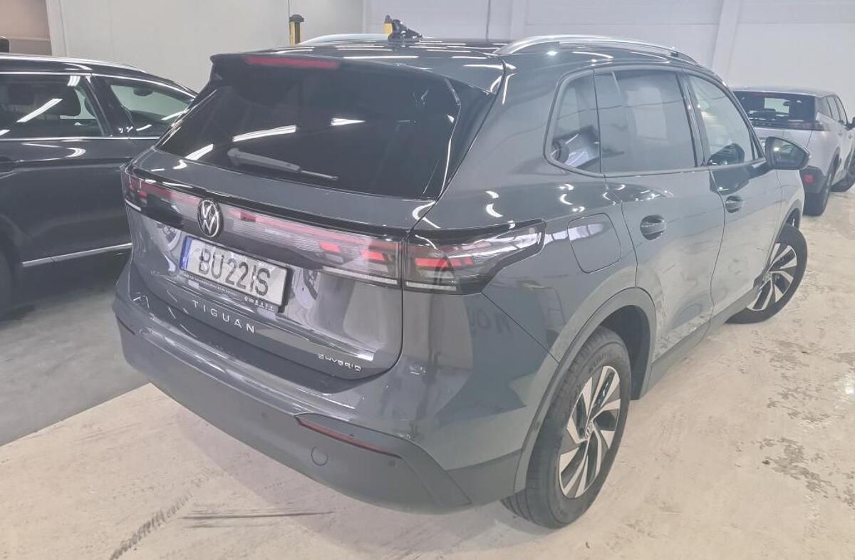 VOLKSWAGEN Tiguan 1.5 TSI eHybrid Urban DSG Versão Fiscal