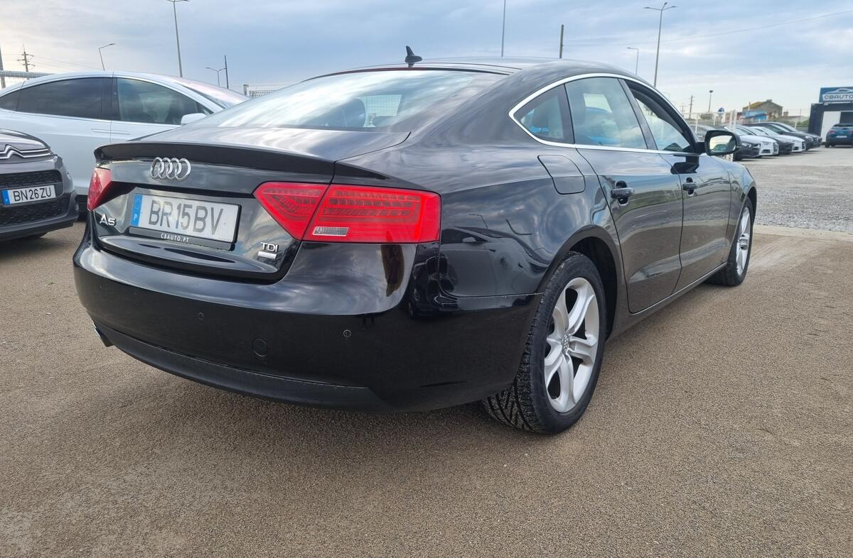 AUDI A5 2.0 TDi