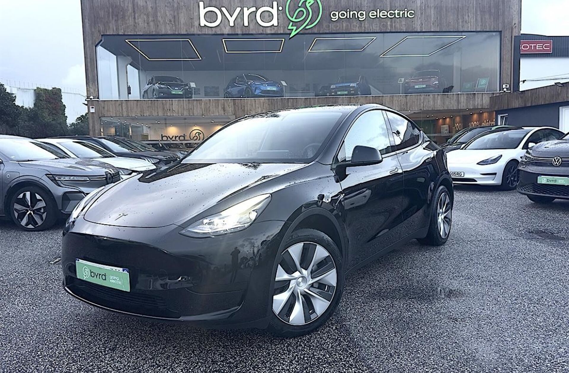 TESLA Model Y Tração Traseira
