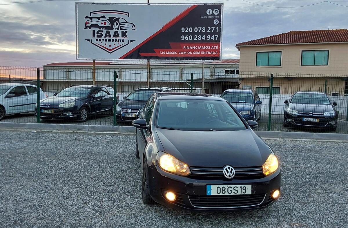 VOLKSWAGEN Golf 2.0 TDi Highline DSG