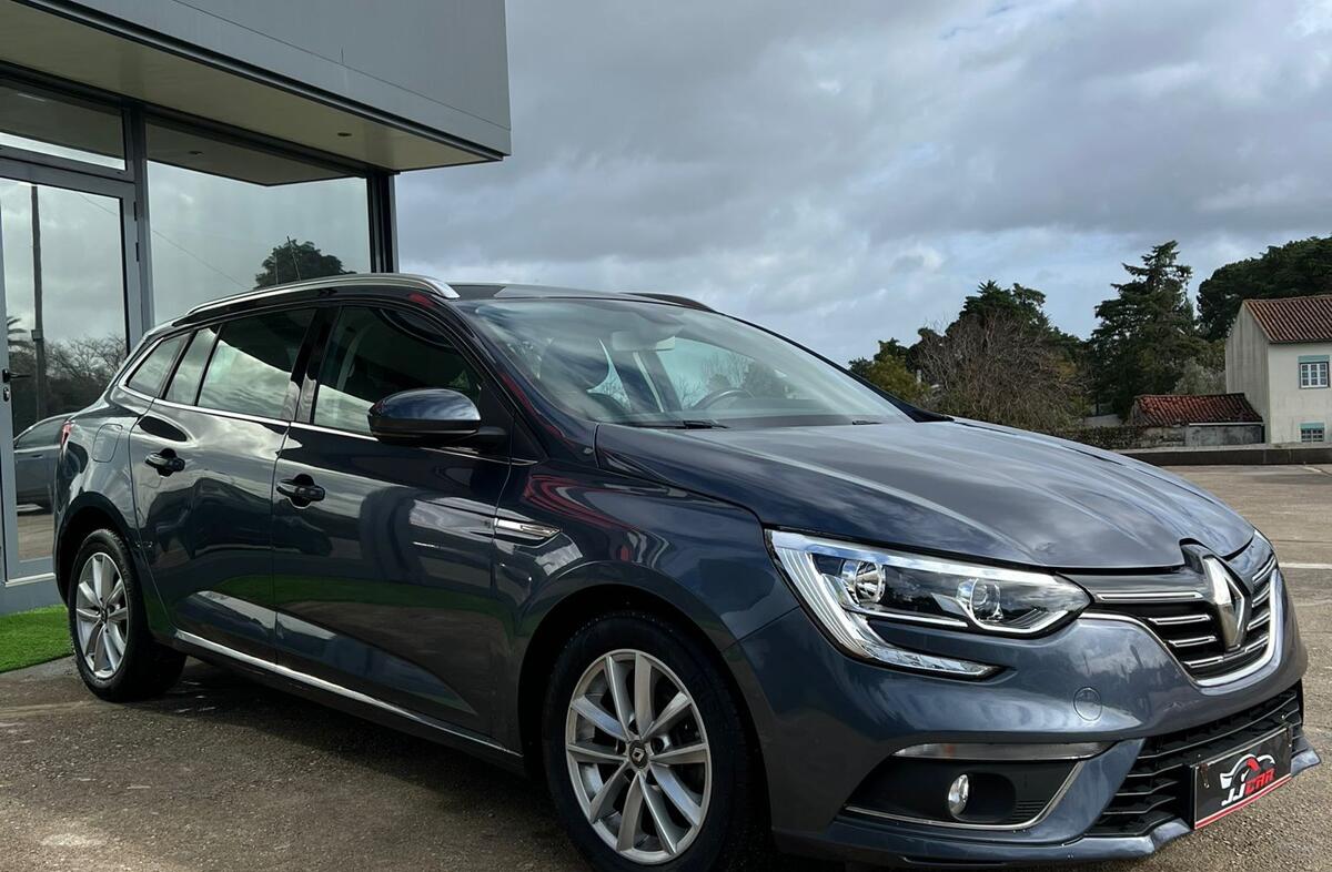 RENAULT Mégane 1.5 dCi Bose Edition EDC