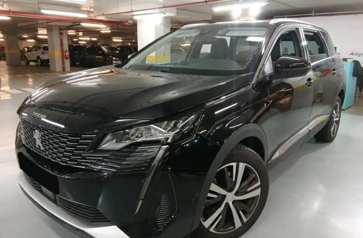 PEUGEOT 5008 1.5 BlueHDi Allure EAT8