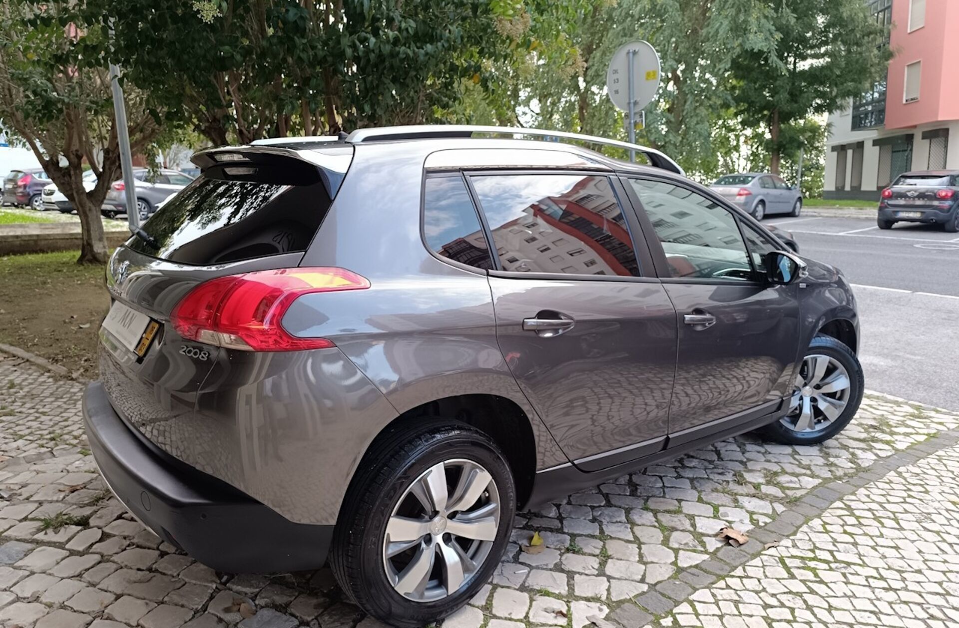 PEUGEOT 2008 1.2 PureTech Style