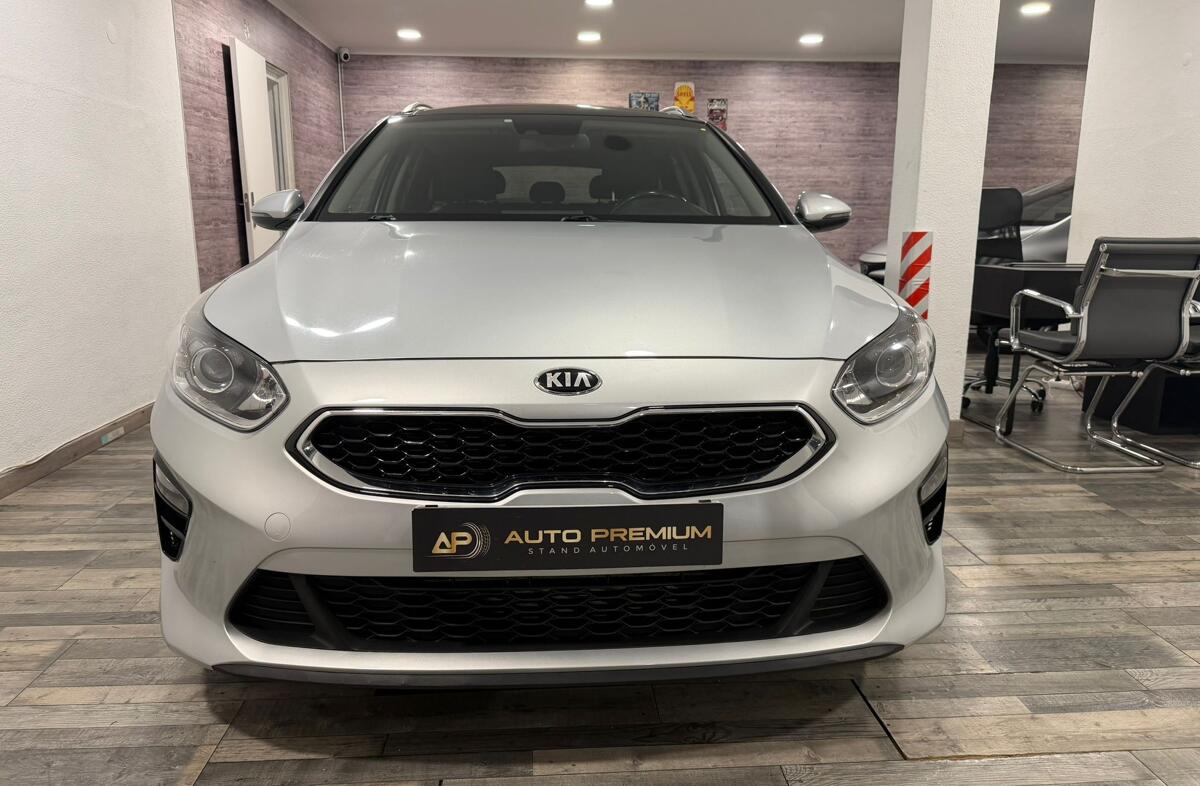 KIA Ceed SW 1.6 CRDi MHEV Drive+SRF