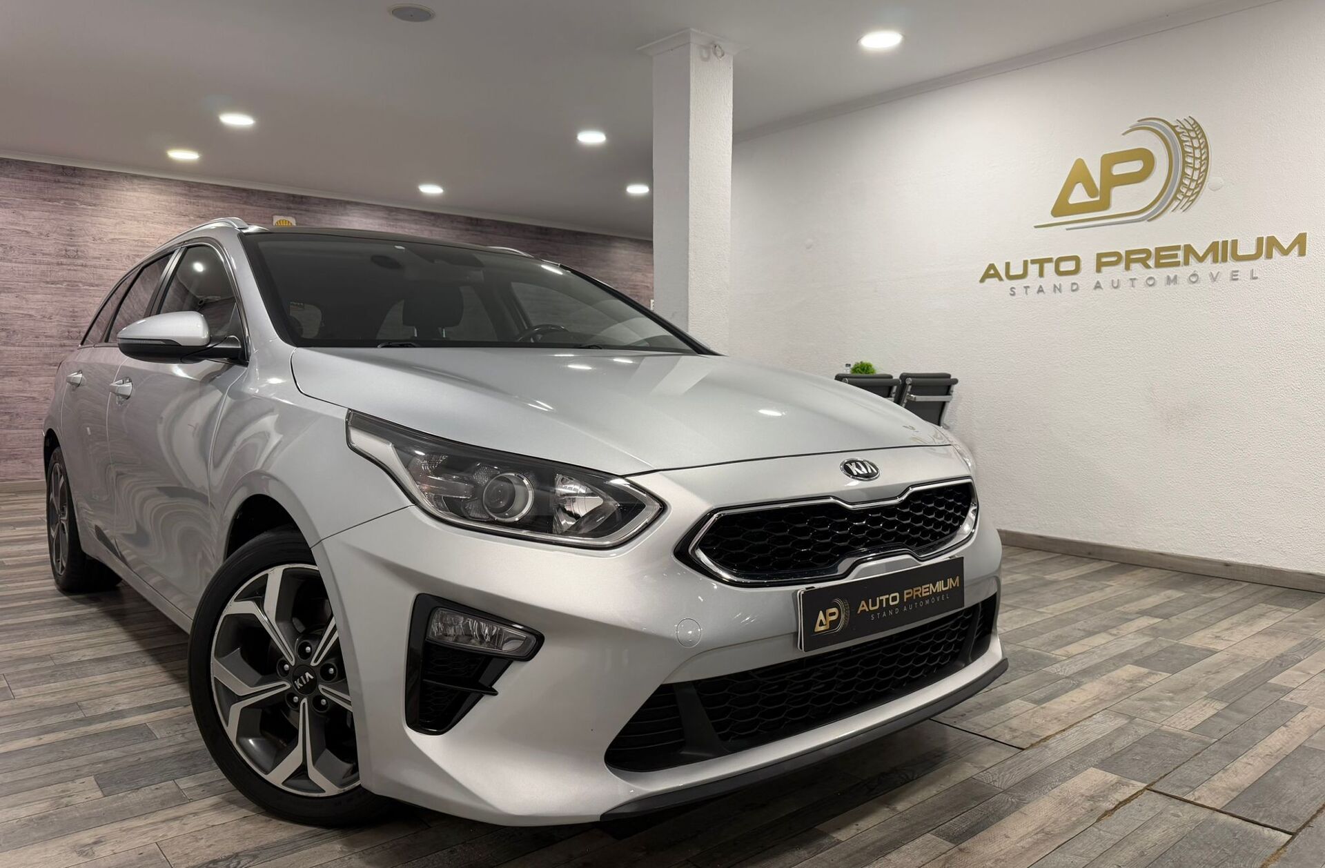 KIA Ceed SW 1.6 CRDi MHEV Drive+SRF