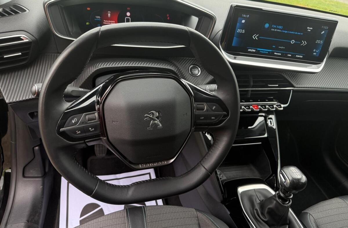 PEUGEOT 208 1.2 PureTech Allure Pack