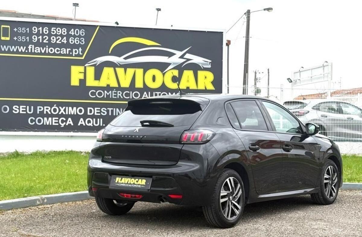 PEUGEOT 208 1.2 PureTech Allure Pack