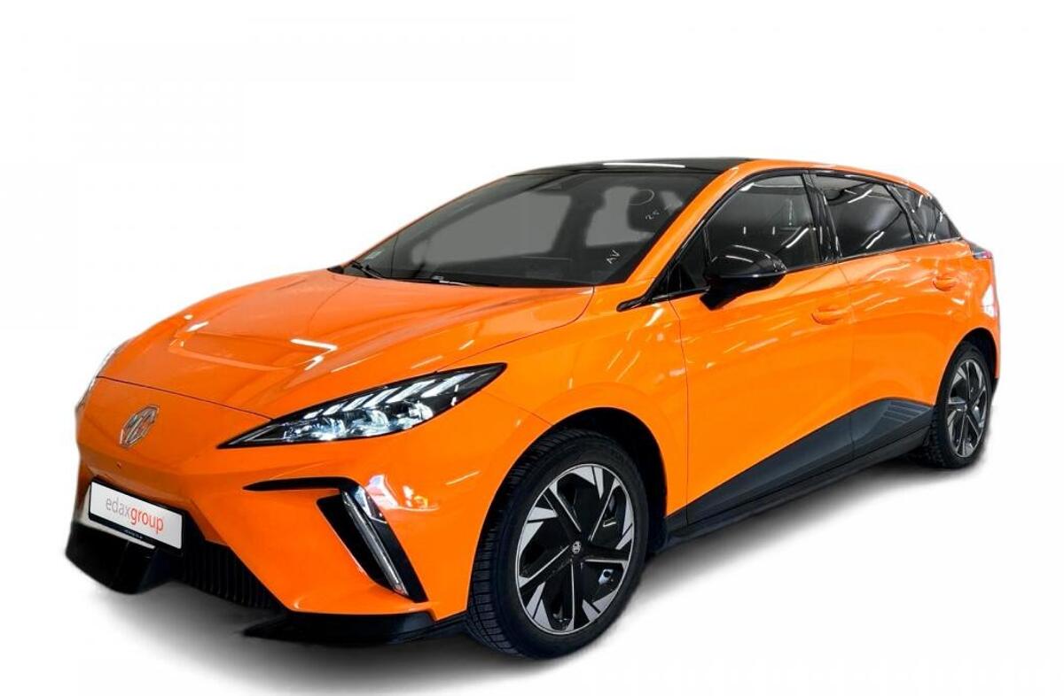 MG MG4 64 kWh Luxury