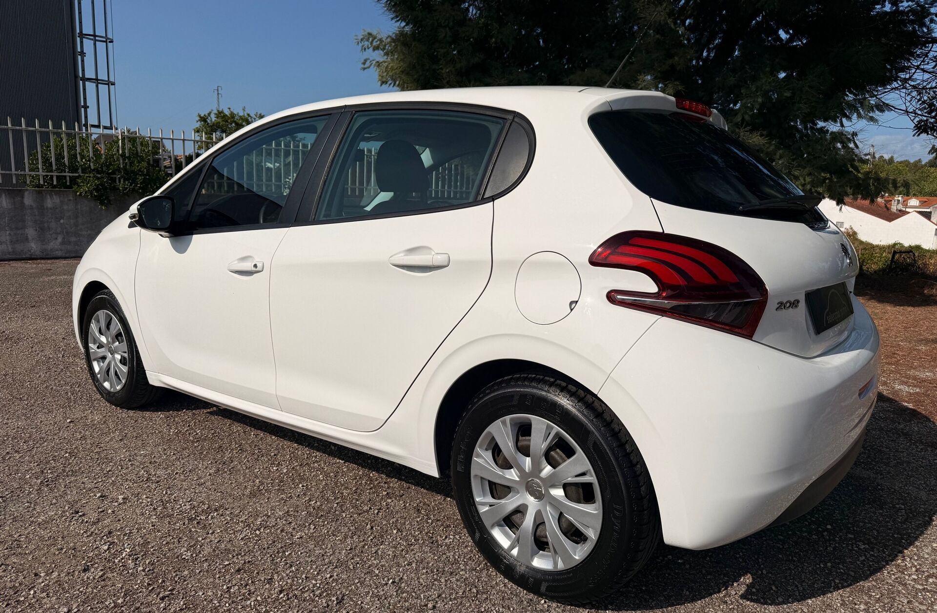 PEUGEOT 208 1.2 PureTech Allure
