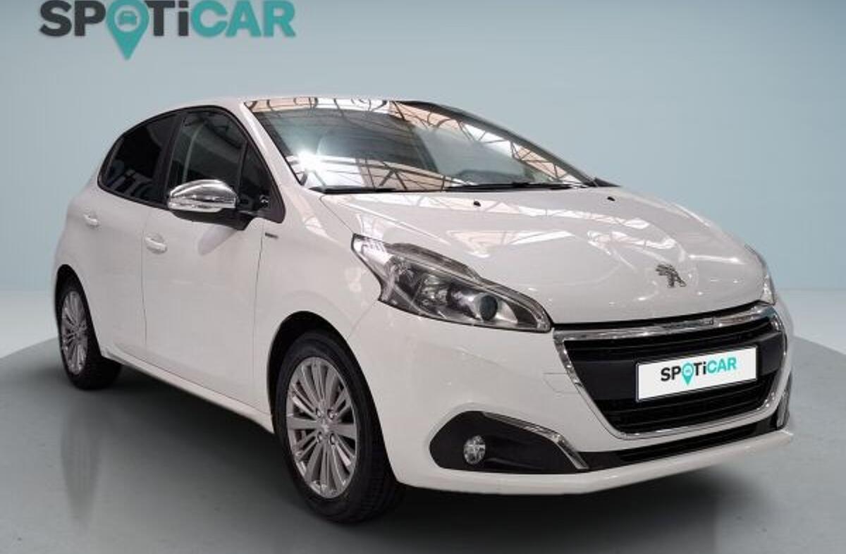 PEUGEOT 208 1.2 PureTech Active