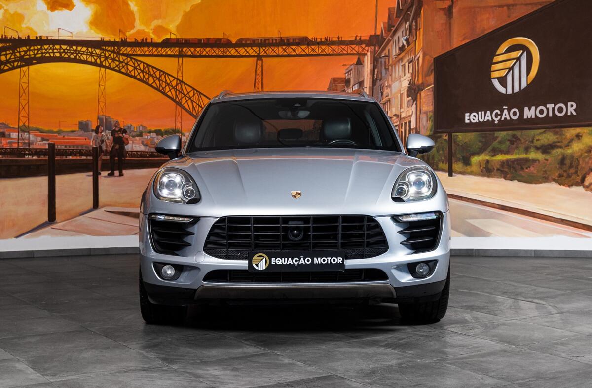 PORSCHE Macan S