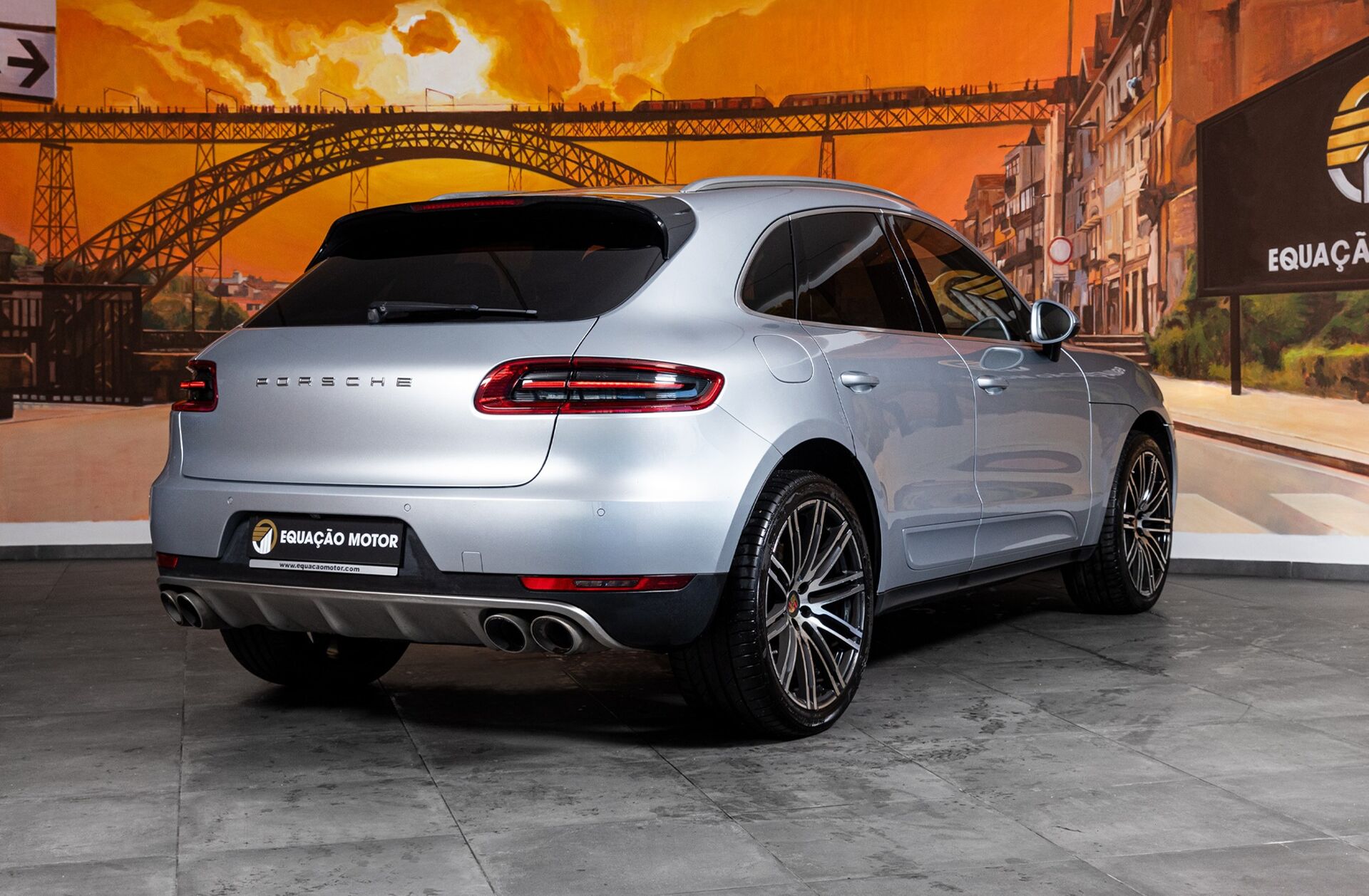 PORSCHE Macan S