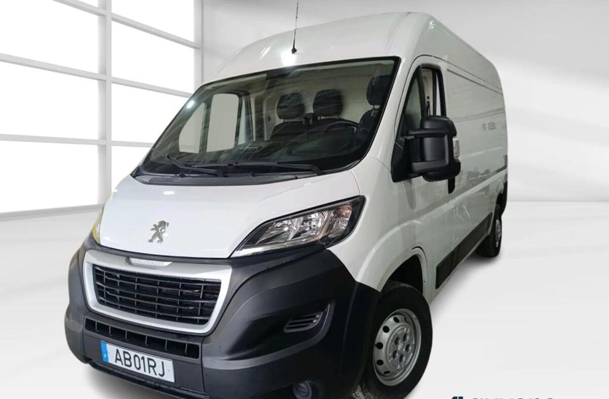 PEUGEOT Boxer 2.2 BlueHDi 335 L2H2 Premium