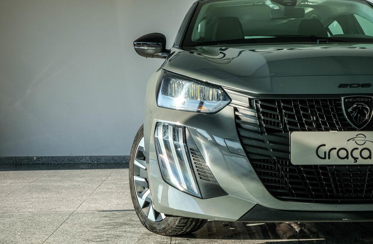 PEUGEOT 208 1.2 PureTech Active