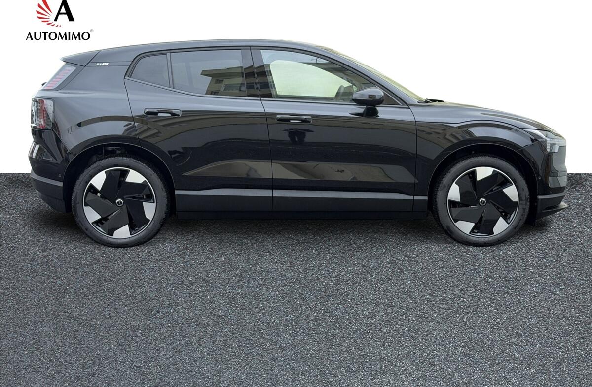 VOLVO EX30 69 kWh Single Motor Extended Range Ultra