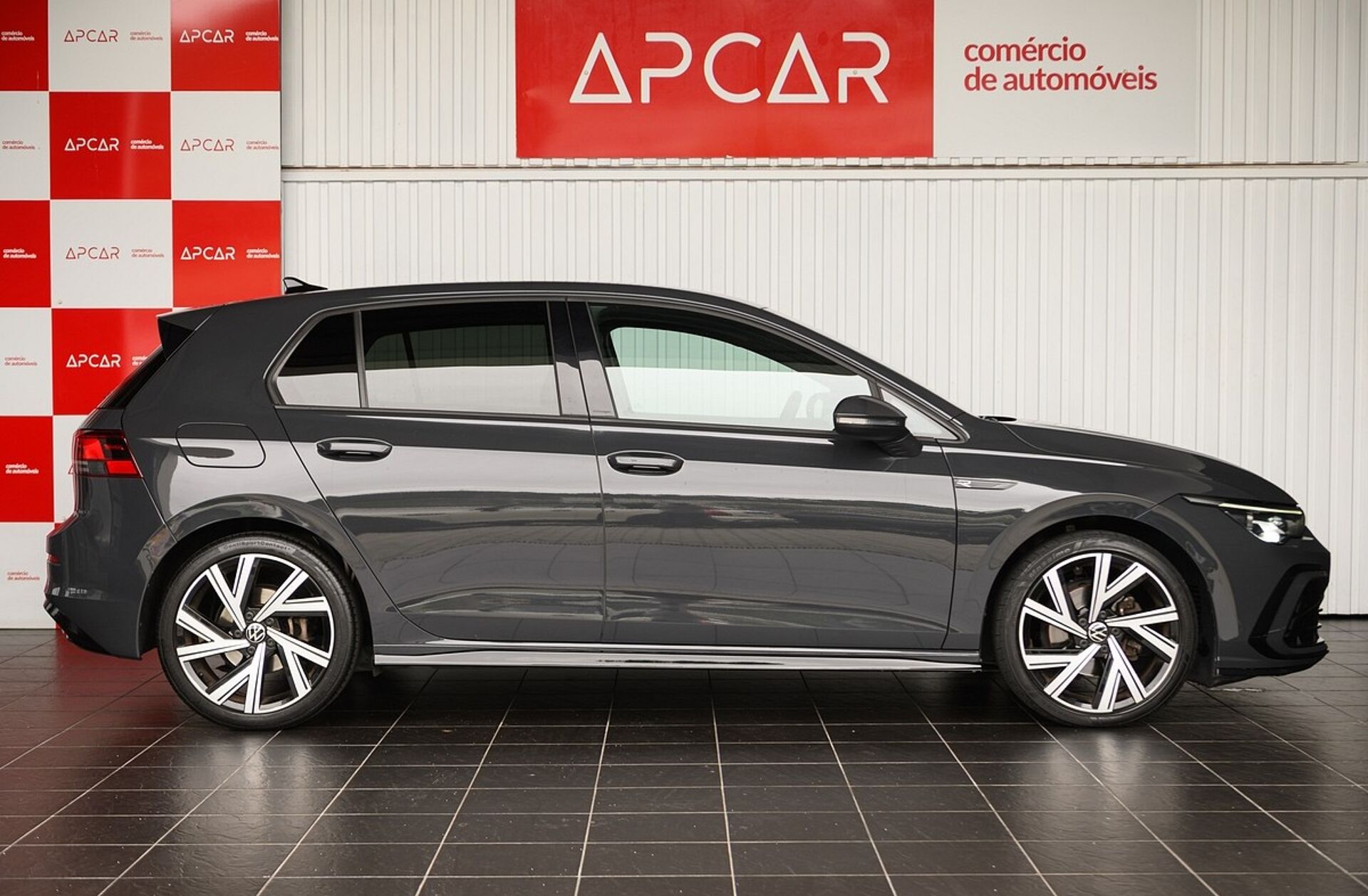 VOLKSWAGEN Golf 1.5 eTSI Style DSG