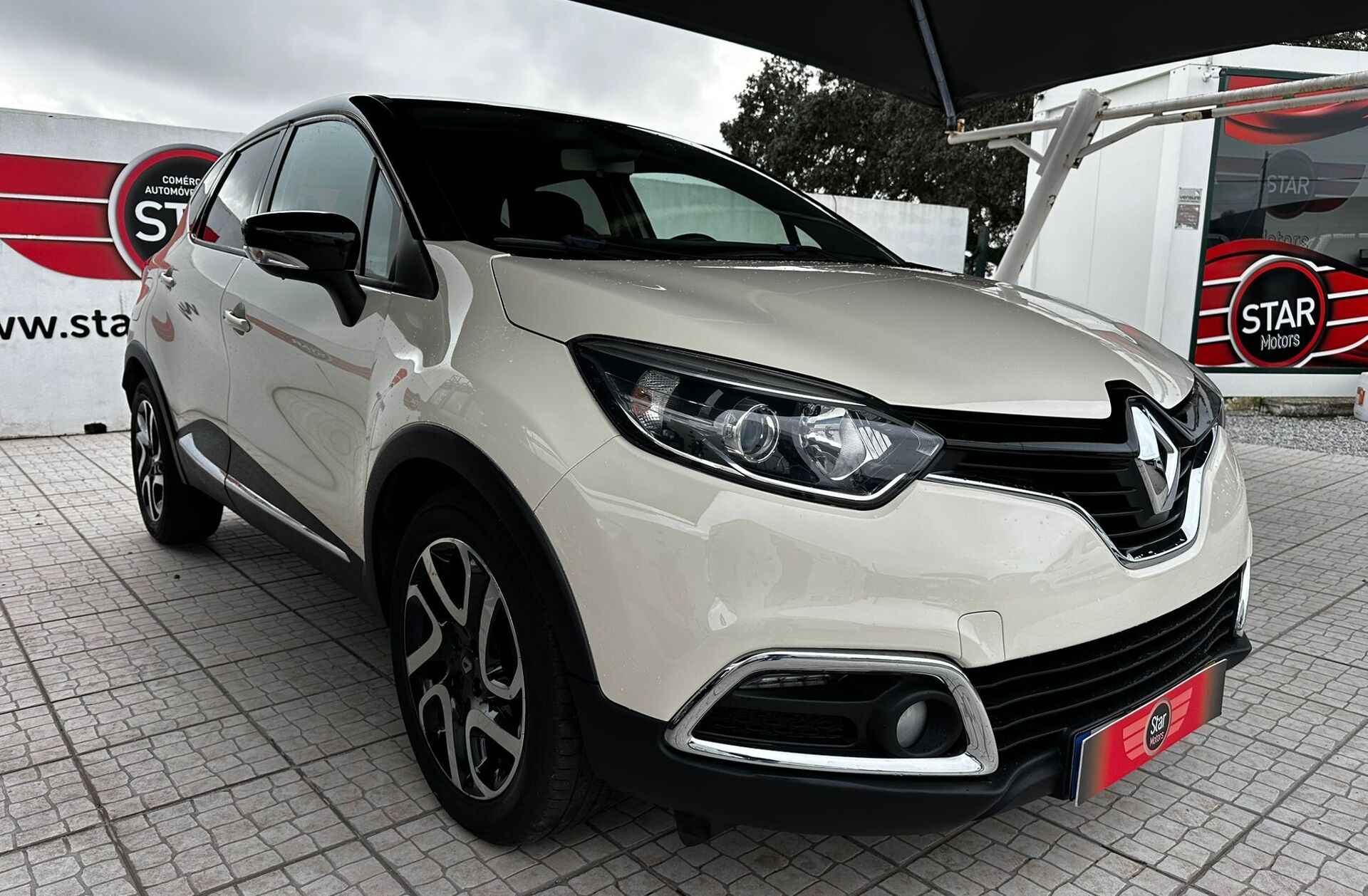 RENAULT Captur 1.5 dCi Exclusive