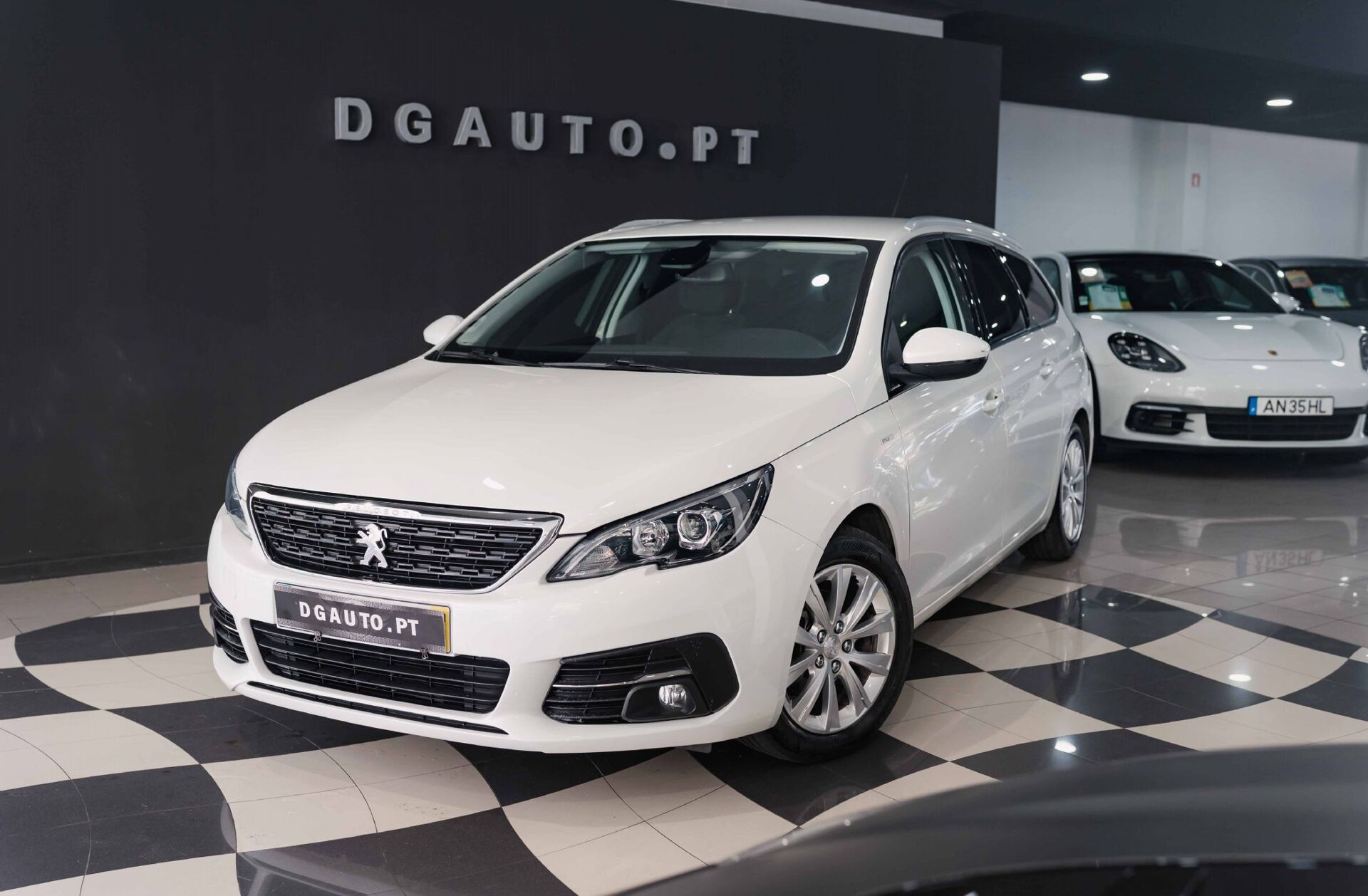 PEUGEOT 308 1.5 BlueHDi Style