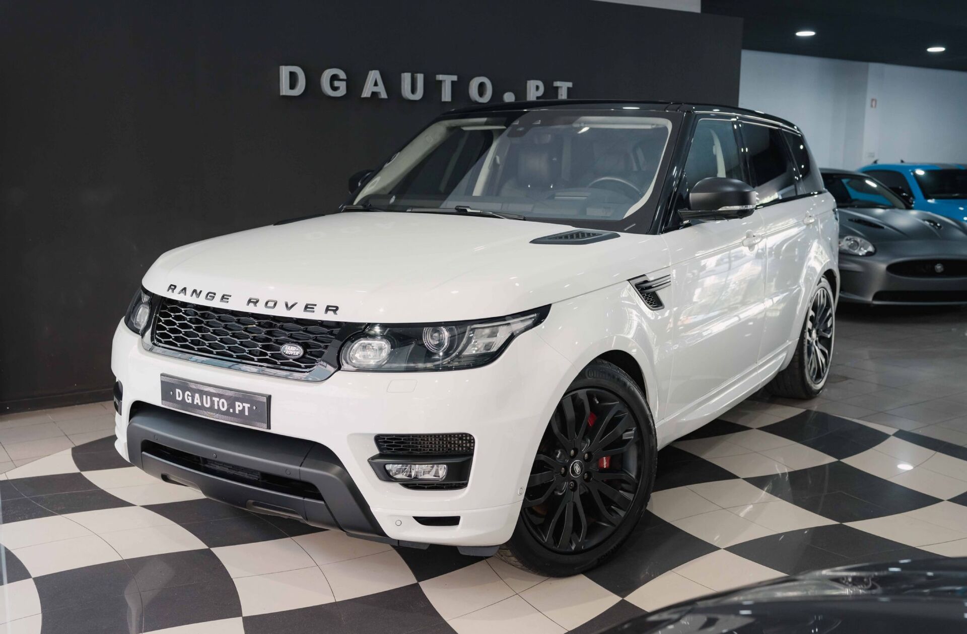 LAND ROVER Range Rover RR S.4.4 SDV8 Autobiography Dynamic