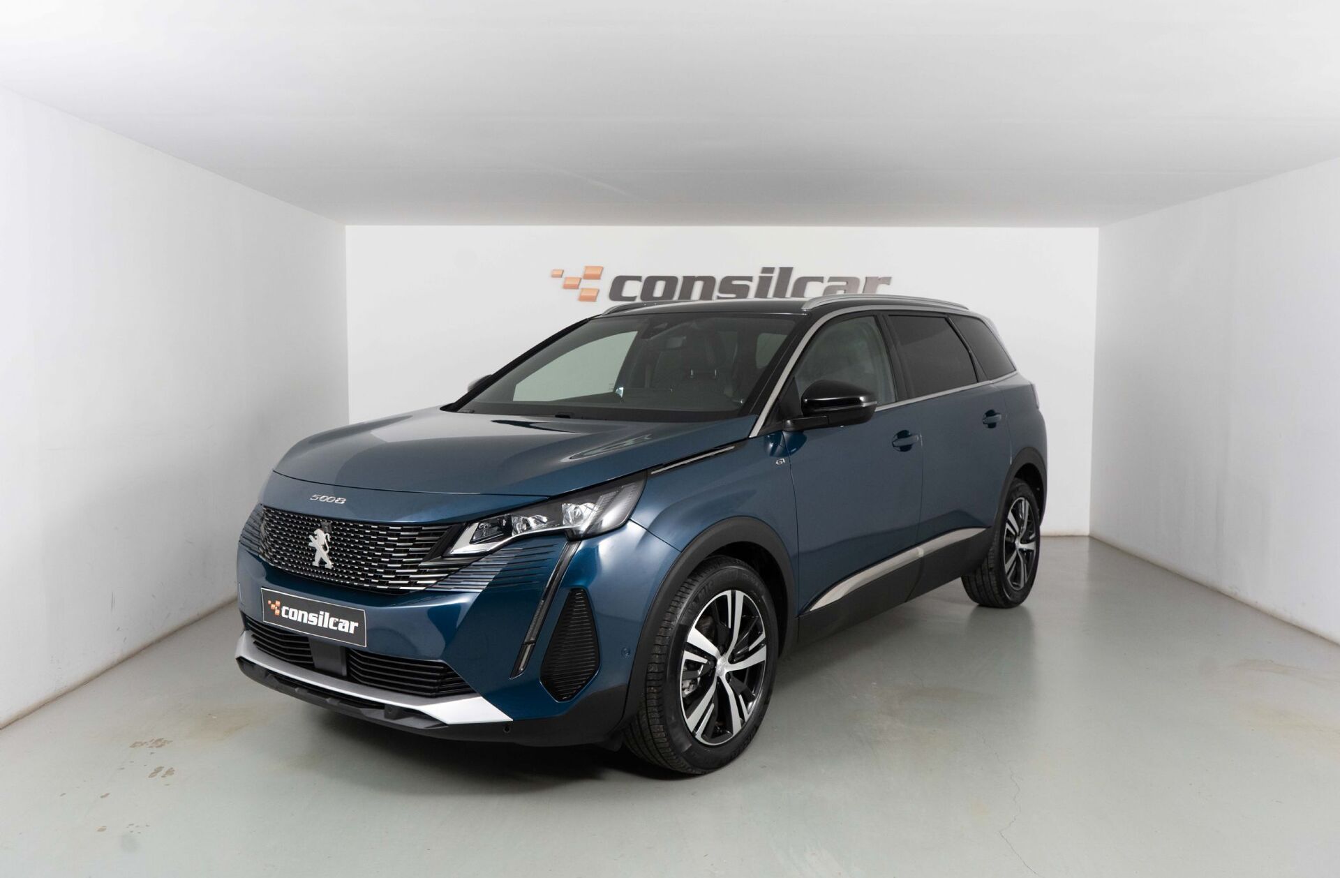 PEUGEOT 5008 1.2 Hybrid GT e-DCS6