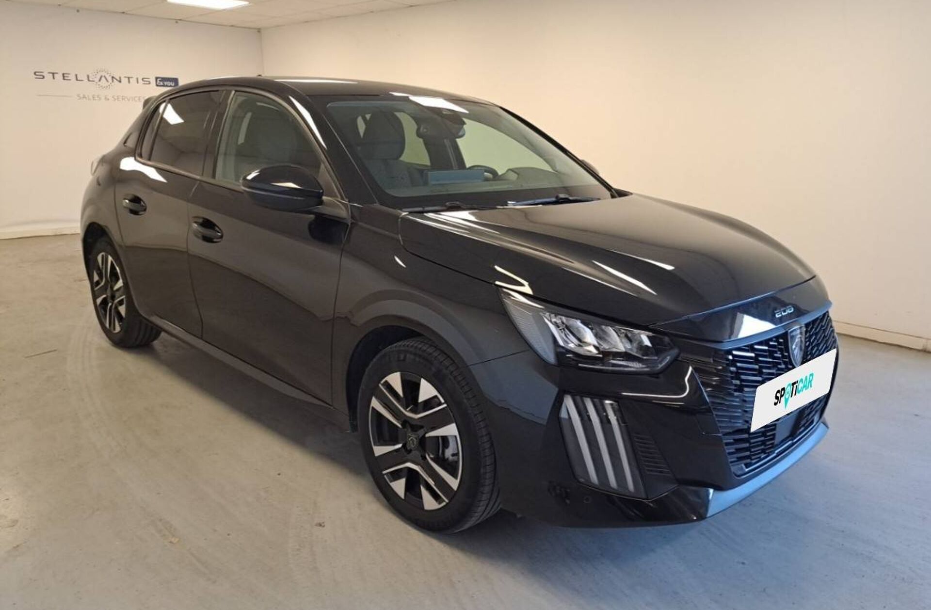 PEUGEOT 208 1.2 PureTech Allure