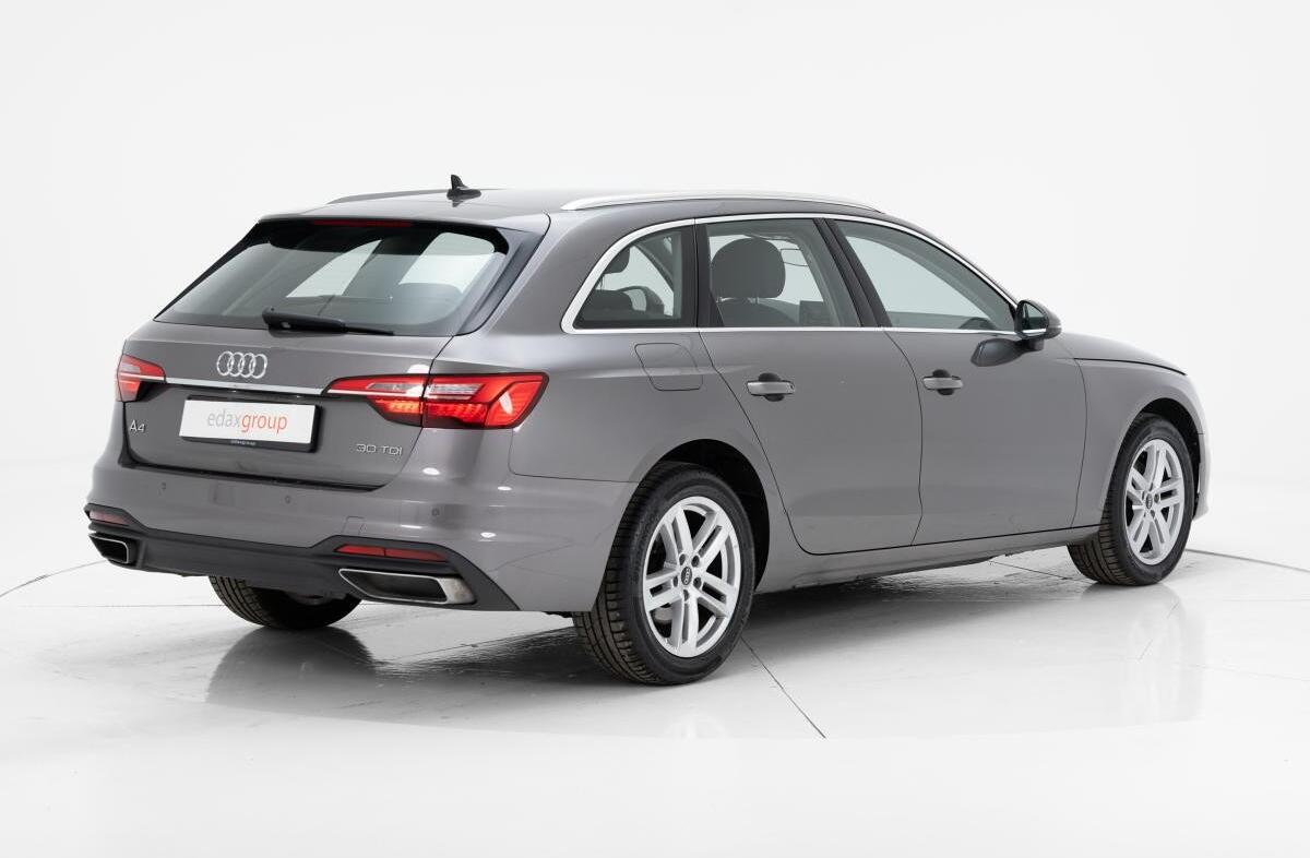 AUDI A4 30 TDI S tronic