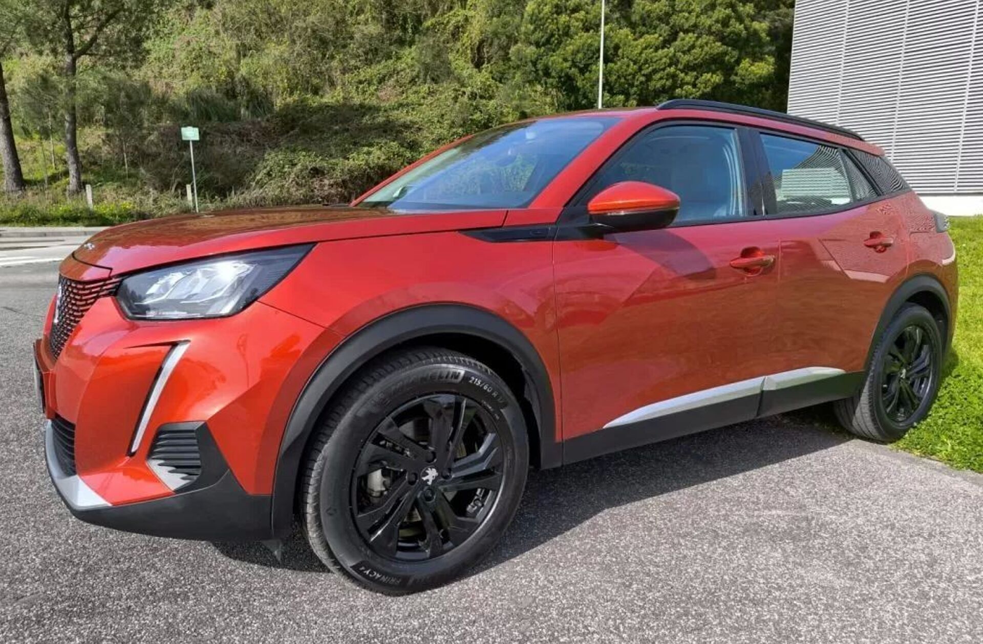 PEUGEOT 2008 e- 50 kWh GT