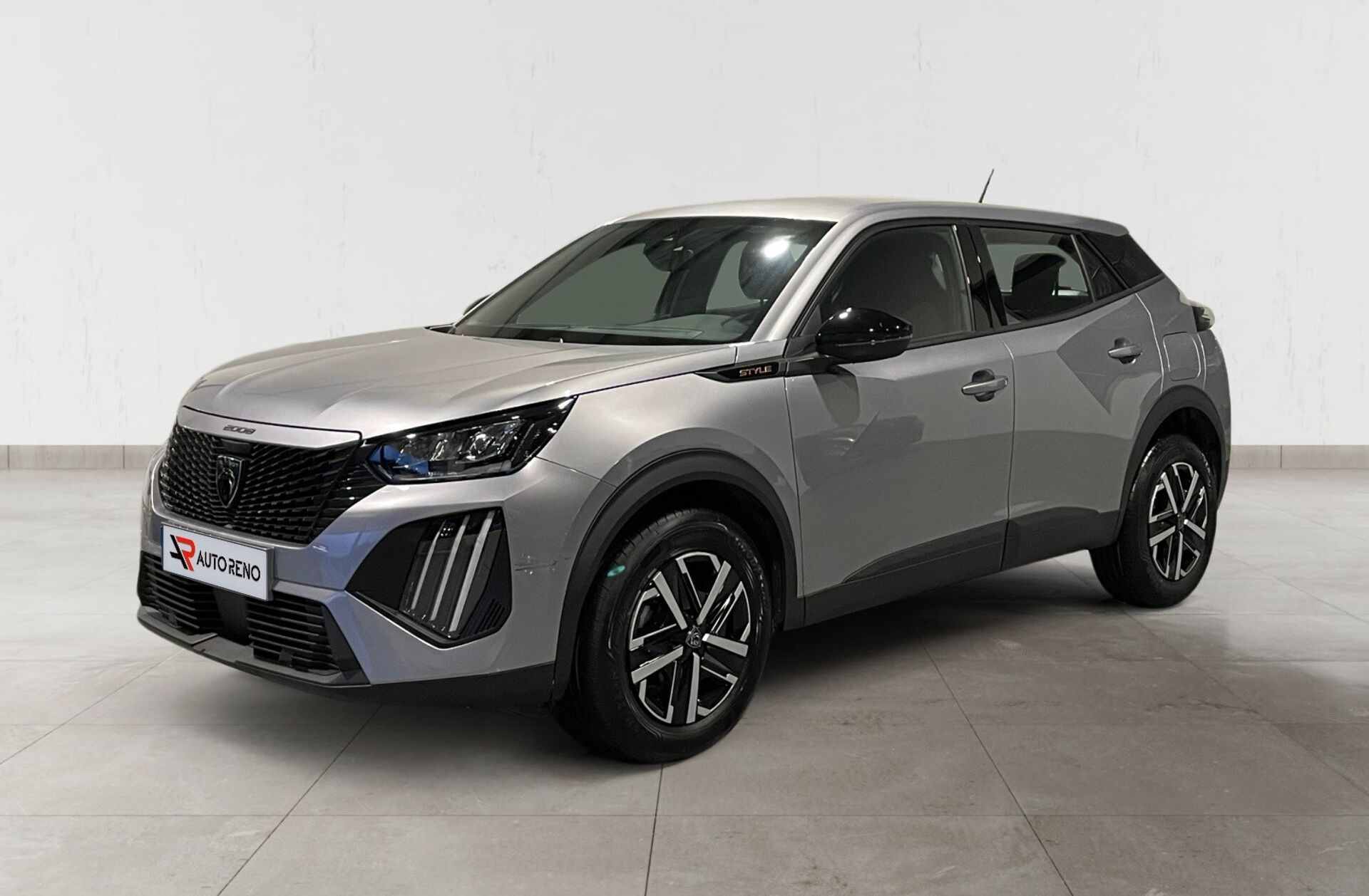 PEUGEOT 2008 1.2 PureTech Style