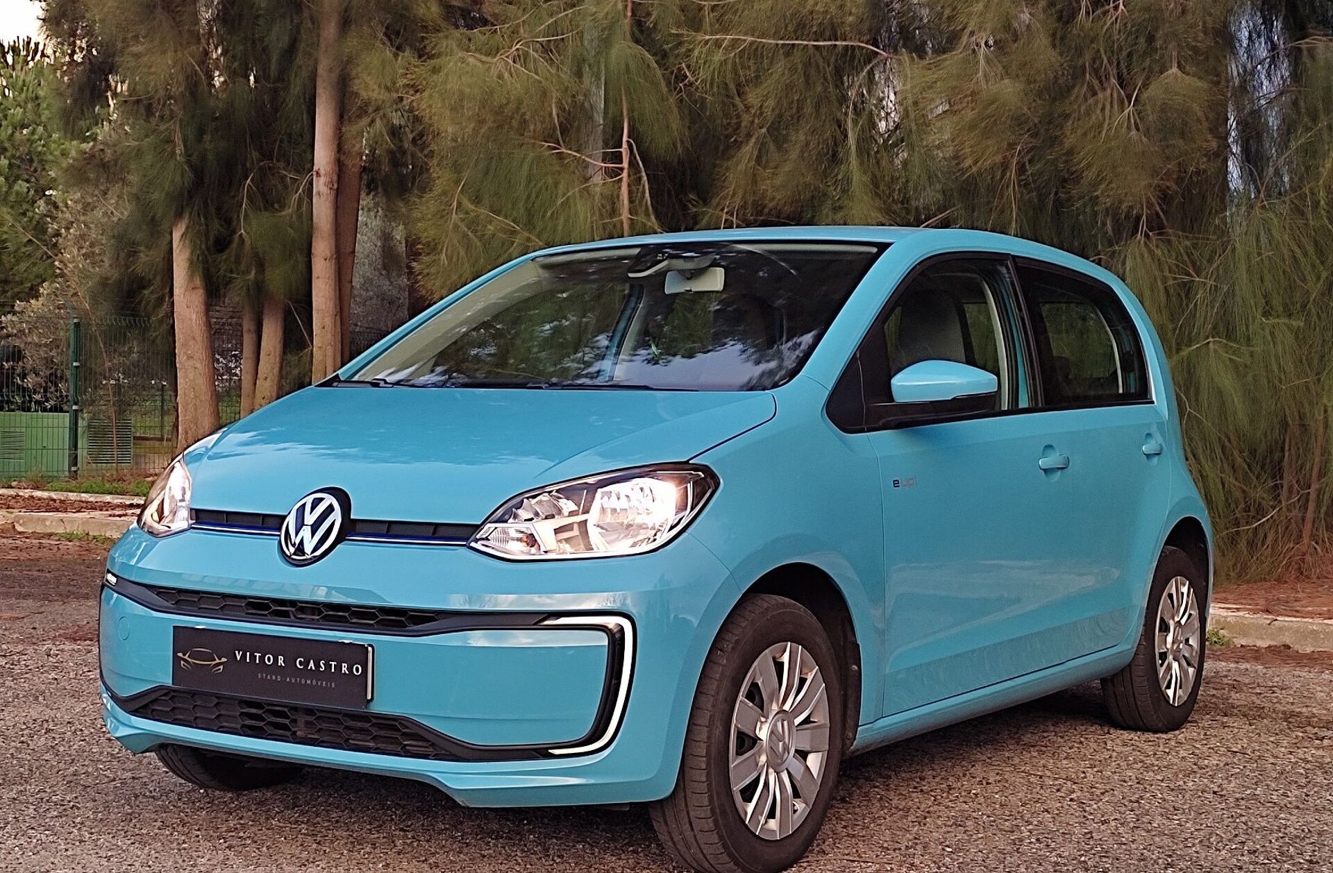 VOLKSWAGEN Up e-!