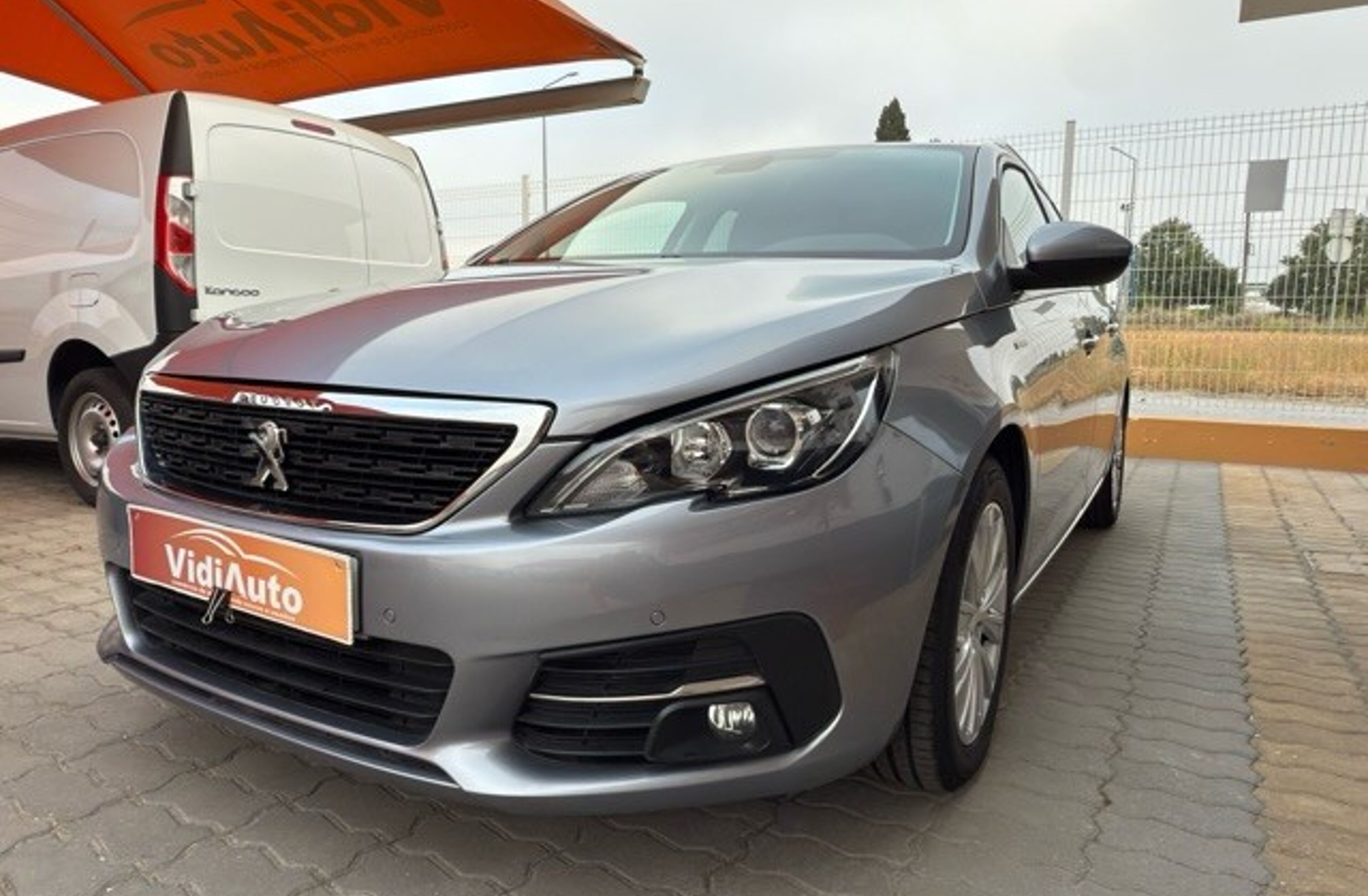 PEUGEOT 308 SW 1.5 BlueHDi Style