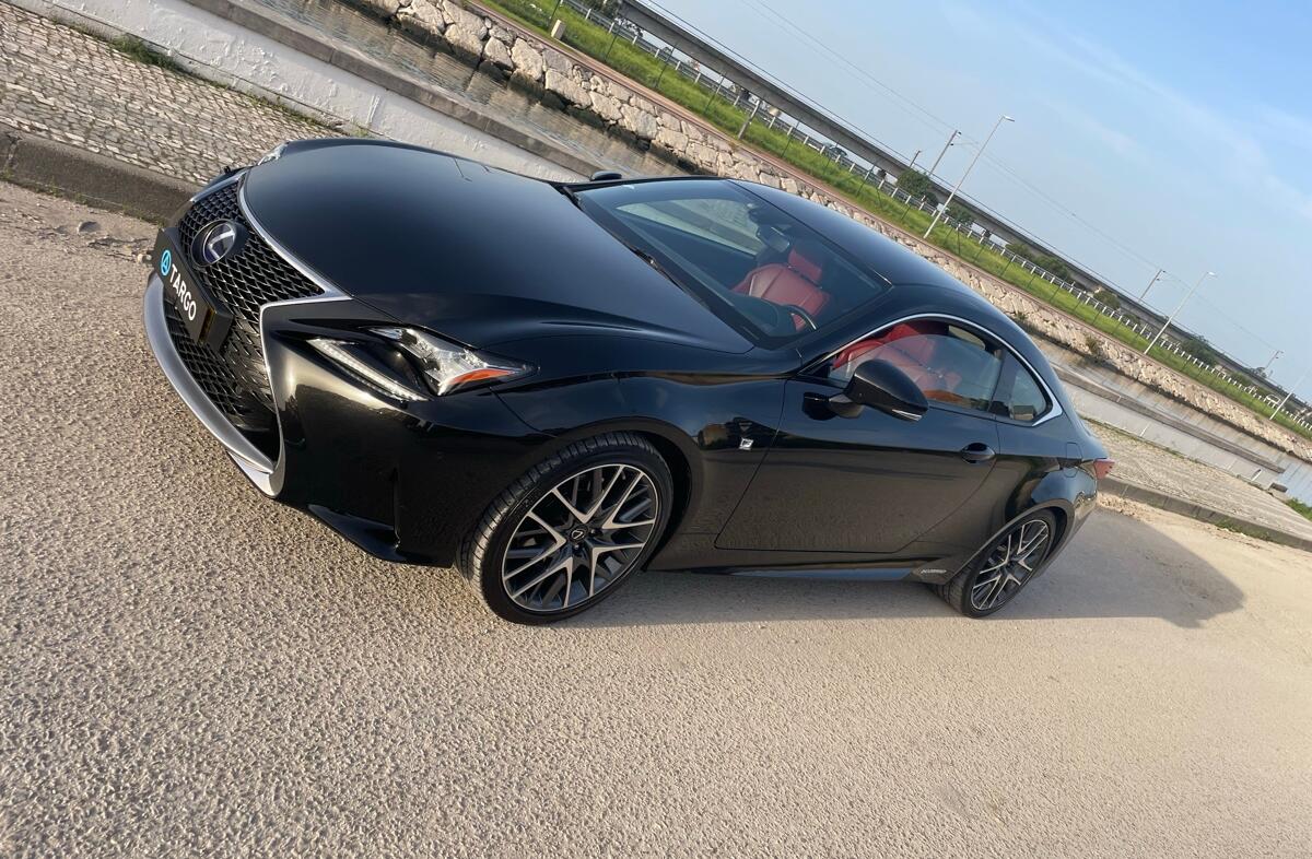 LEXUS RC 300h F Sport