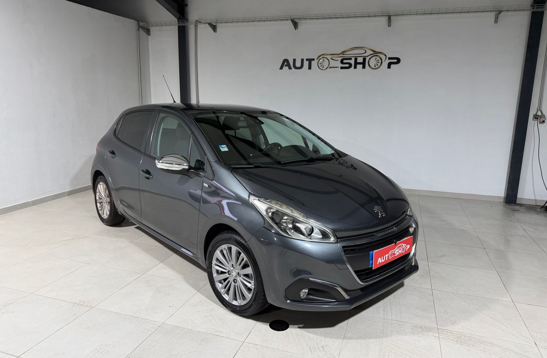 PEUGEOT 208 1.2 PureTech Allure