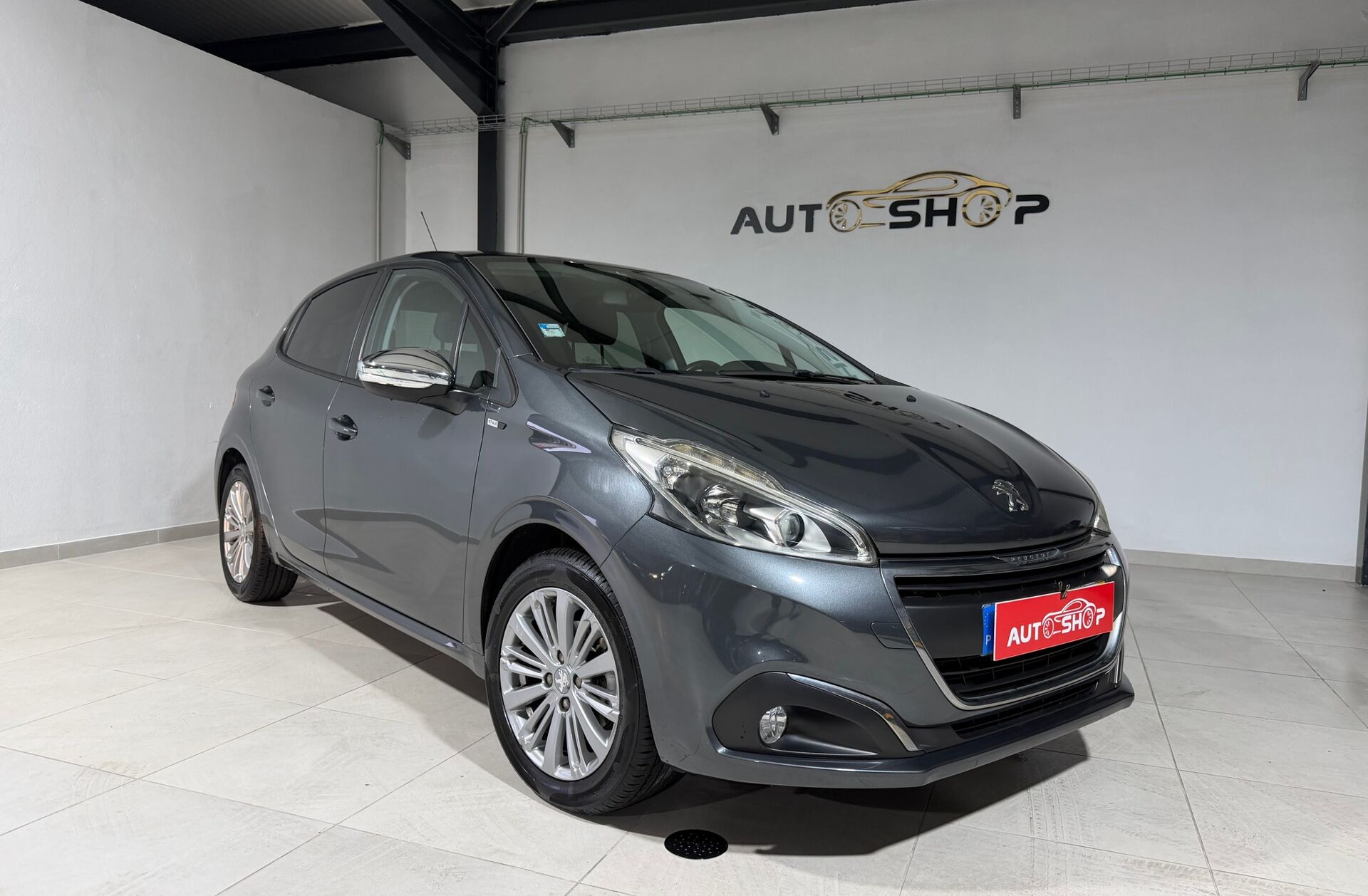 PEUGEOT 208 1.2 PureTech Allure
