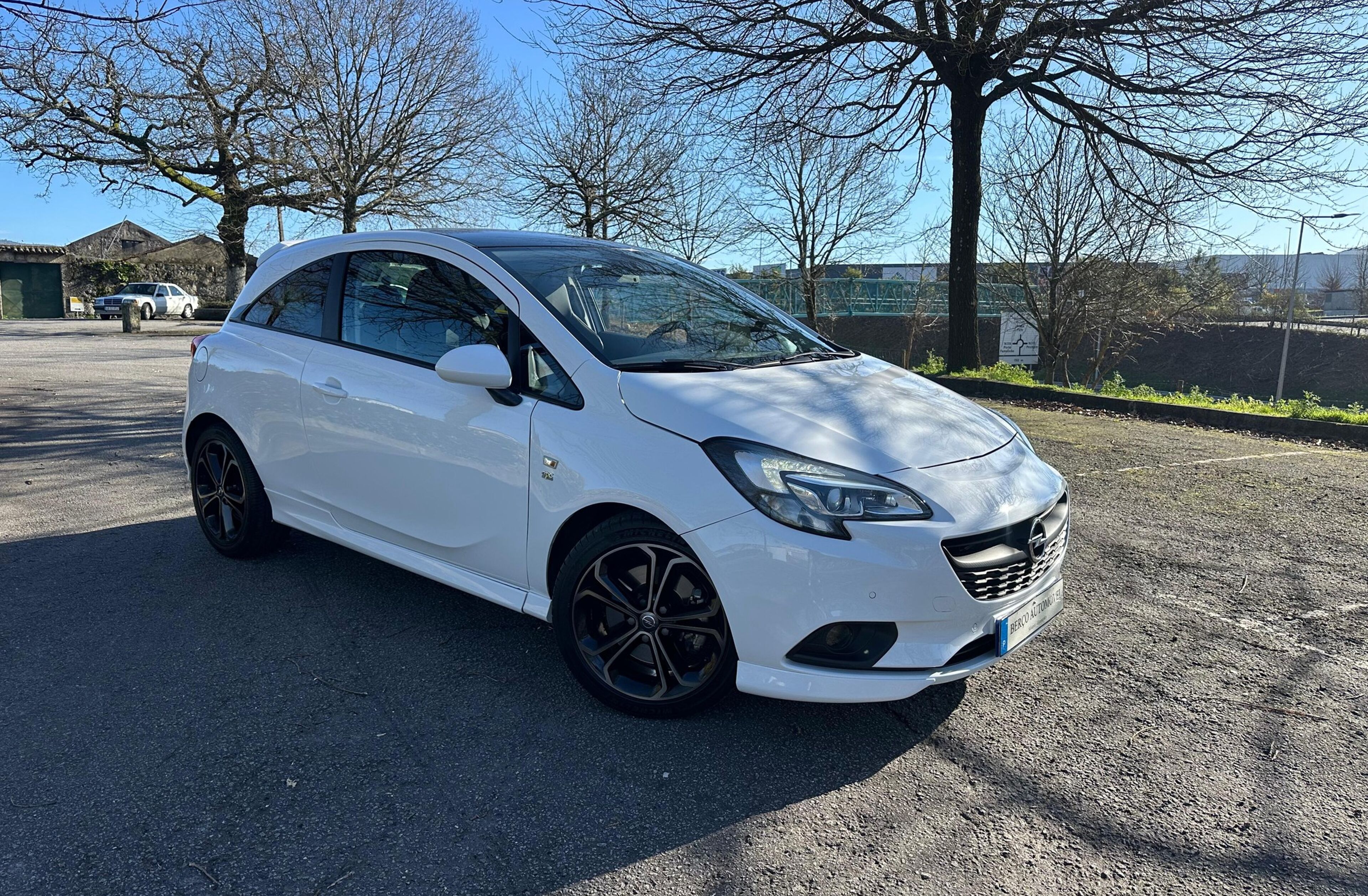 OPEL Corsa E Corsa 1.4 T GSi J18