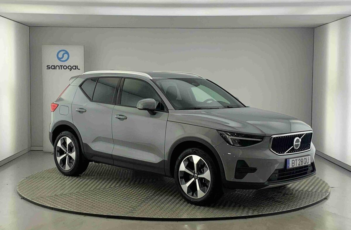 VOLVO XC40 2.0 B3 Core