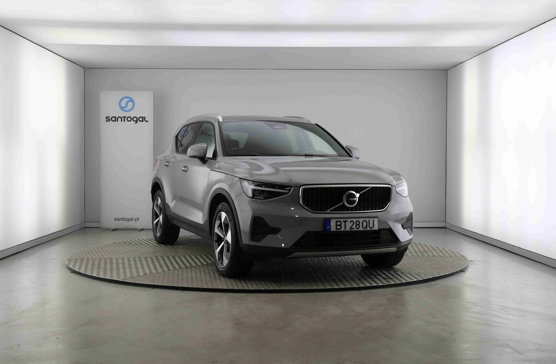 VOLVO XC40 2.0 B3 Core
