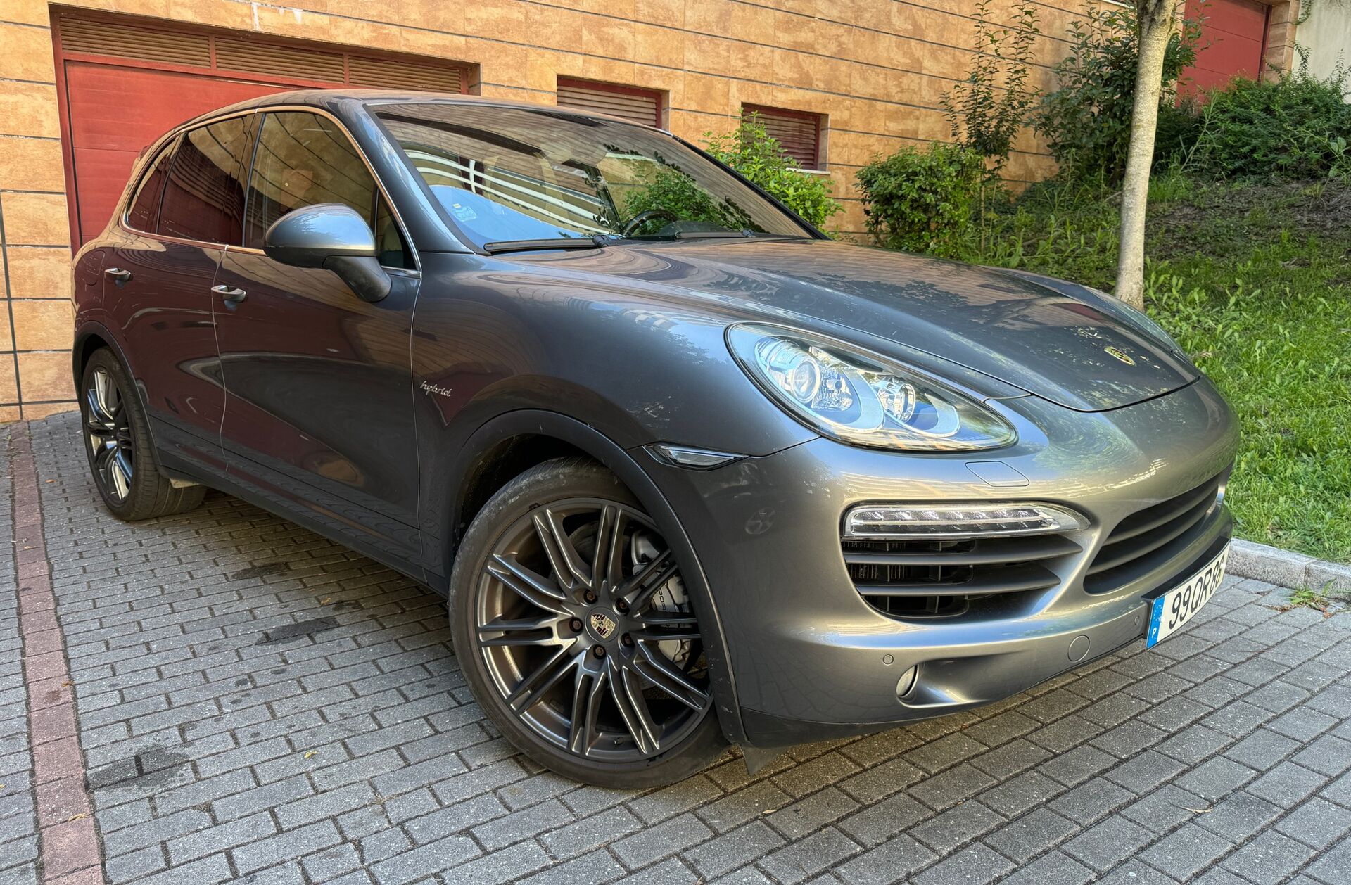 PORSCHE Cayenne S Hybrid