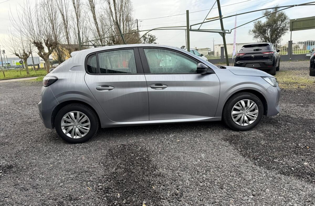 PEUGEOT 208 1.2 PureTech Active