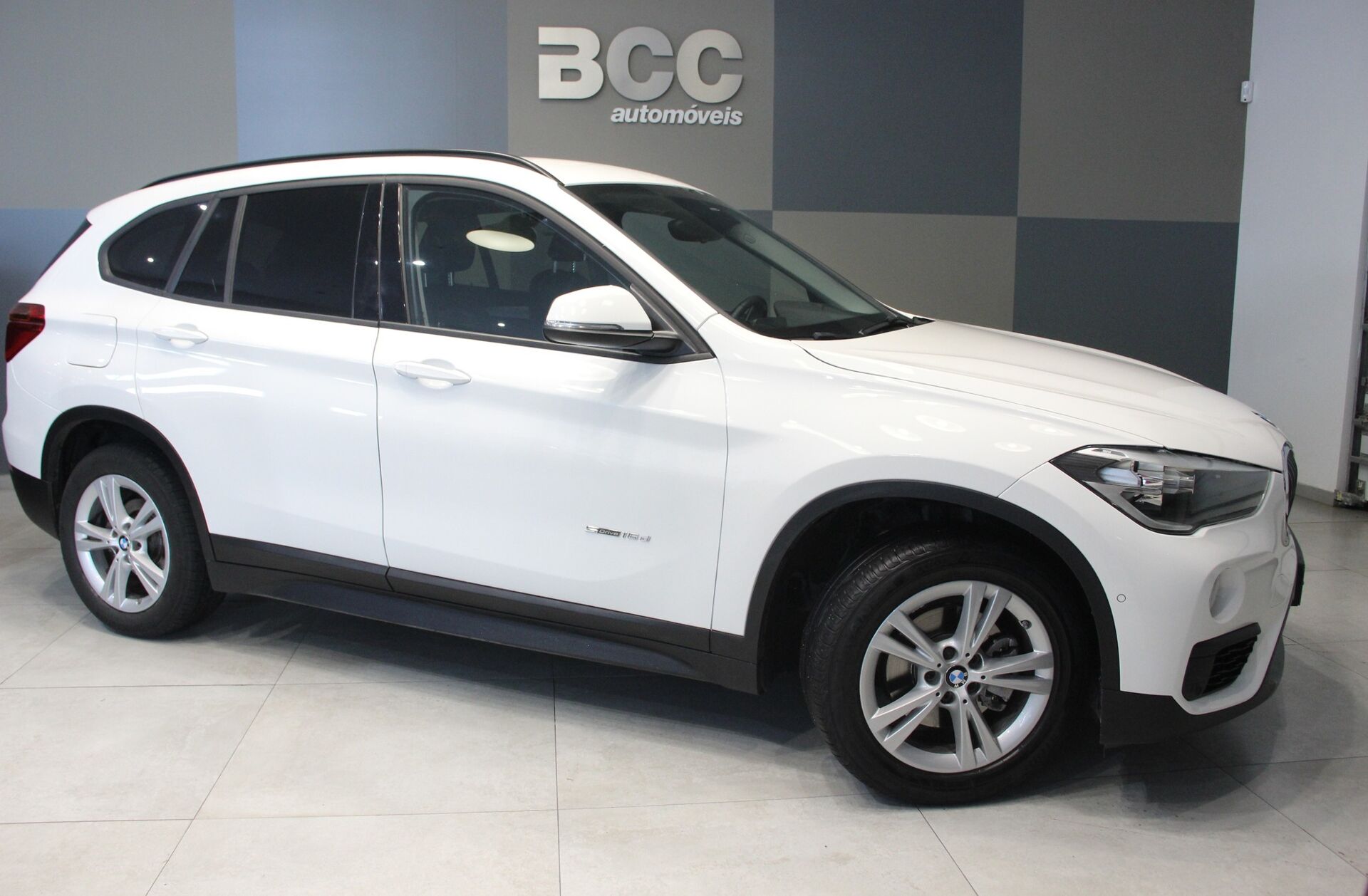 BMW X1 16 d sDrive Line Sport