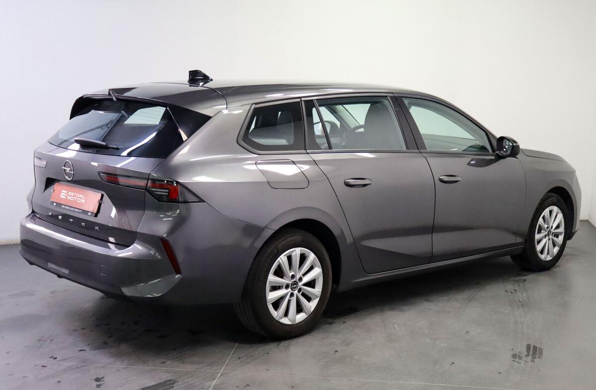 OPEL Astra 1.5 D Edition Aut.